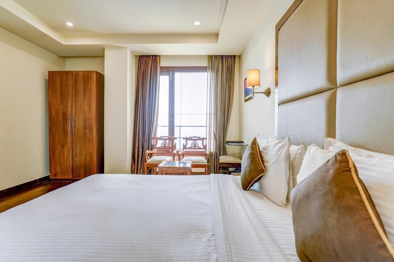 Townhouse 552Hotel Royal Court ג'לנדהר מראה חיצוני תמונה