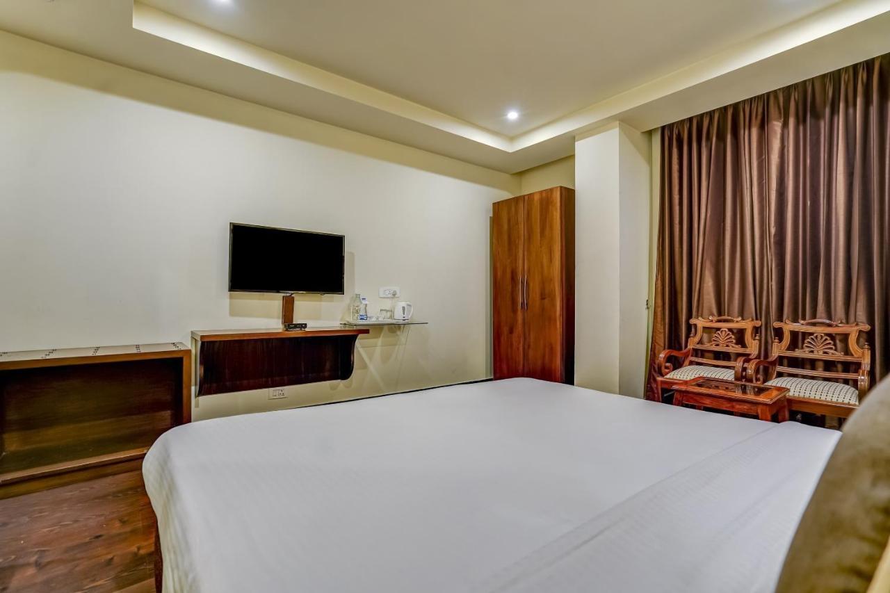 Townhouse 552Hotel Royal Court ג'לנדהר מראה חיצוני תמונה