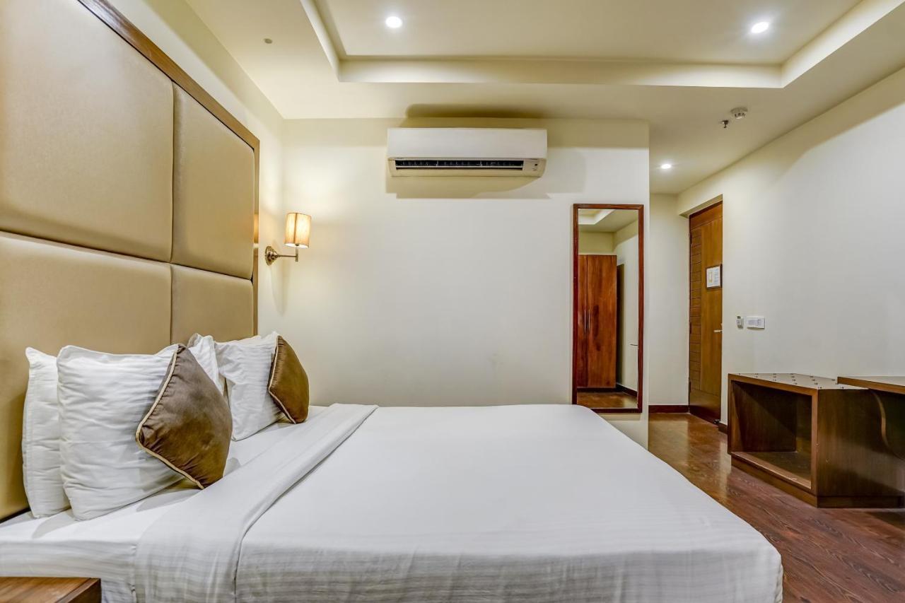 Townhouse 552Hotel Royal Court ג'לנדהר מראה חיצוני תמונה