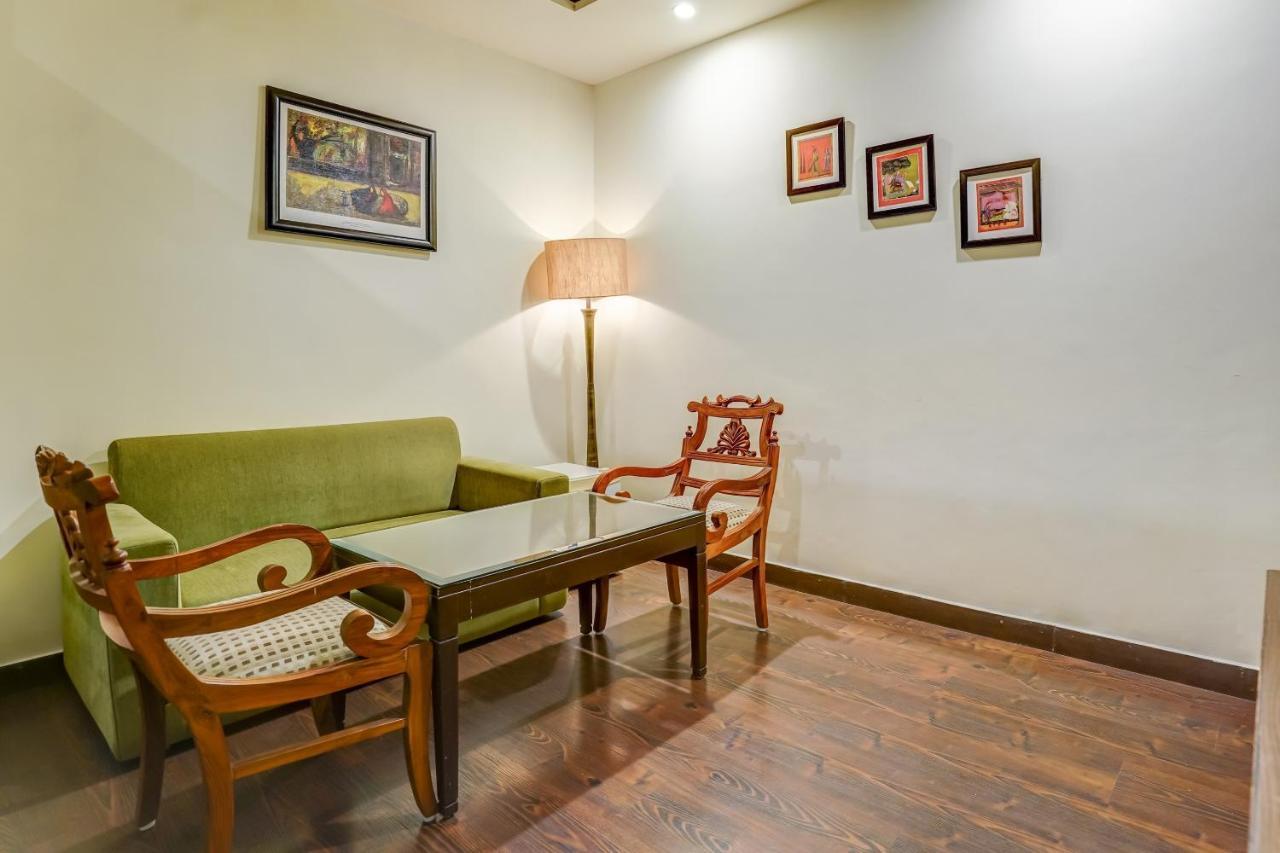 Townhouse 552Hotel Royal Court ג'לנדהר מראה חיצוני תמונה